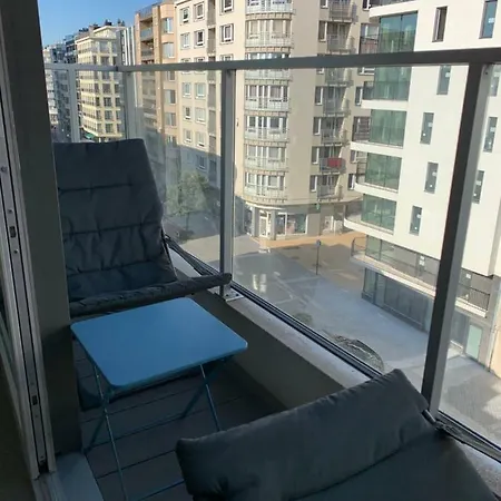 Westminster - Free Parking Ostend